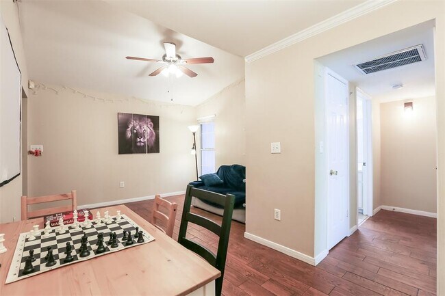 501 W 26th St in Austin, TX - Building Photo - Building Photo