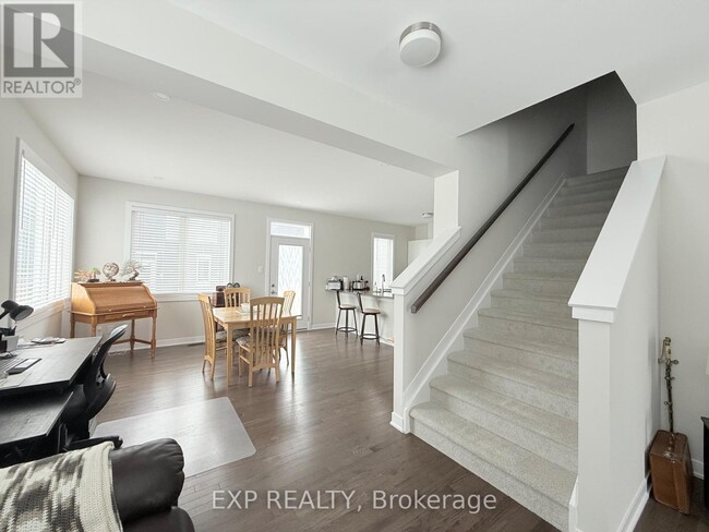51 Pizzicato St in Ottawa, ON - Building Photo - Building Photo