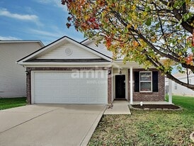 784 Aerostar Court in Avon, IN - Building Photo