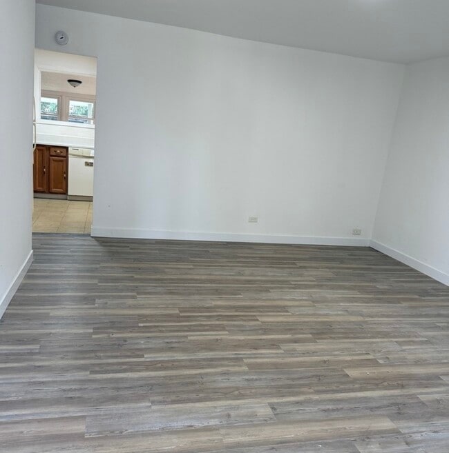 533 Redwood Rd in Bolingbrook, IL - Building Photo - Building Photo