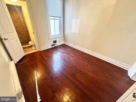 1819 W Oxford St in Philadelphia, PA - Building Photo