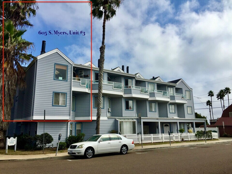 605 S Myers St in Oceanside, CA - Building Photo