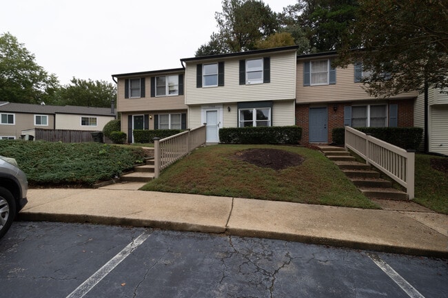 7708 Kelley Ct in Raleigh, NC - Building Photo - Building Photo