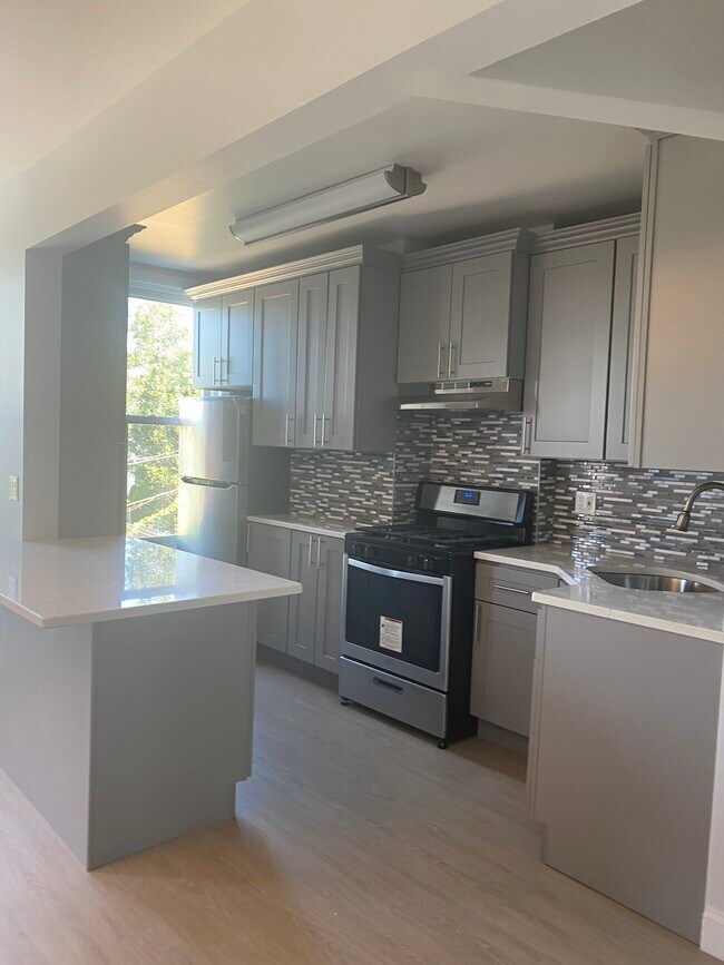 7213 Indiana Ave Rentals in Glendale, NY