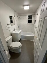 661 Millbury St in Worcester, MA - Foto de edificio - Building Photo