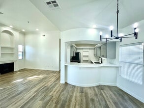 4623 Willis Ave in Los Angeles, CA - Building Photo - Building Photo