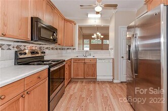 5072 Parkview Way in Matthews, NC - Building Photo - Building Photo