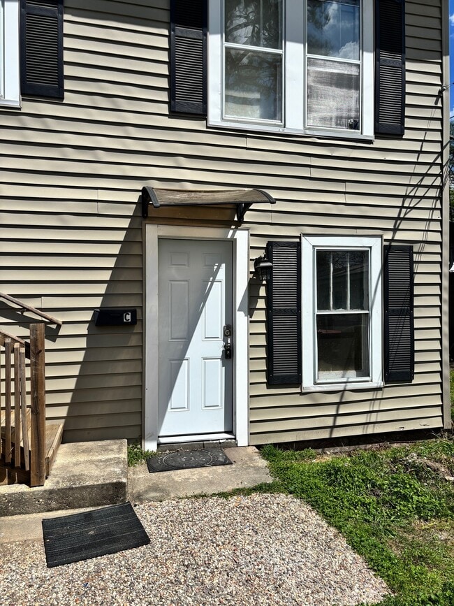 1514 W University Ave, Unit C