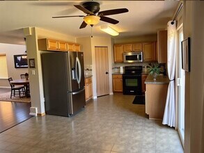 2289 Grand Pointe Trail in Aurora, IL - Foto de edificio - Building Photo