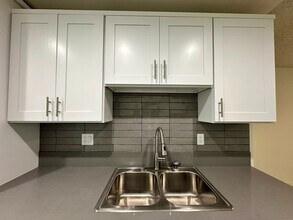 1724 Arizona Ave, Unit #4 in Santa Monica, CA - Building Photo - Building Photo