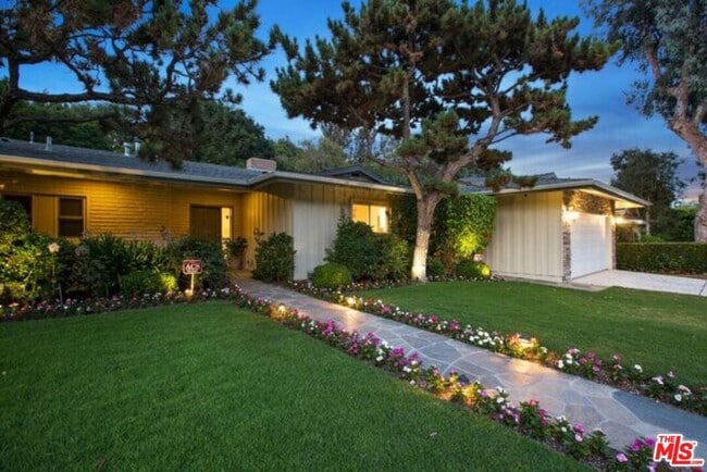 11787 Bellagio Rd in Los Angeles, CA - Building Photo - Building Photo