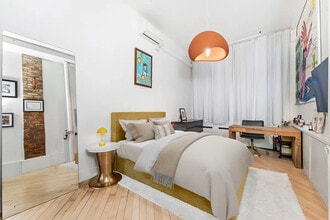 20 E 17th St in New York, NY - Building Photo - Building Photo
