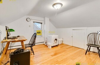 303 Elm St, Unit 2 in Cambridge, MA - Foto de edificio - Building Photo