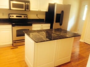 2209 Jerry Jones Dr in Valdosta, GA - Building Photo - Building Photo