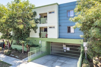 Harvard Condos in Los Angeles, CA - Foto de edificio - Building Photo