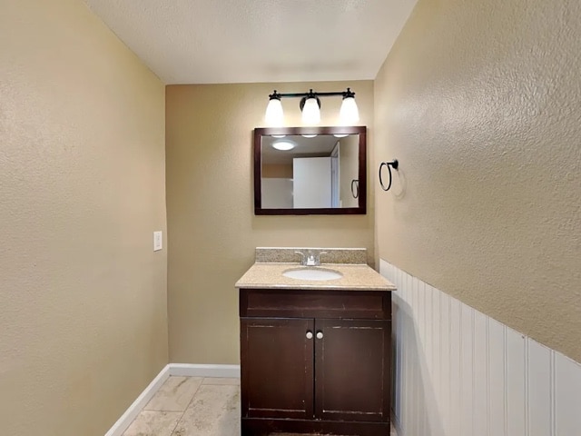 property at 2141 E Broadmor Dr