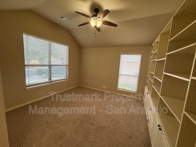 450 Flippin Estates in San Antonio, TX - Building Photo - Building Photo