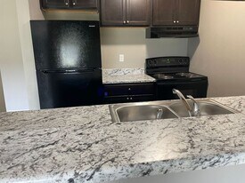 701 W 27th St S in Wichita, KS - Building Photo