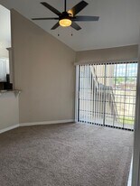 6630 S Peoria Ave in Tulsa, OK - Building Photo