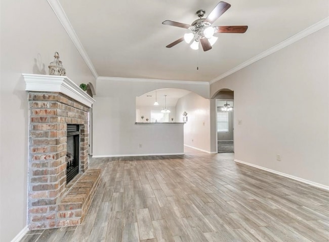 547 shadow Way in Mustang, OK - Foto de edificio - Building Photo