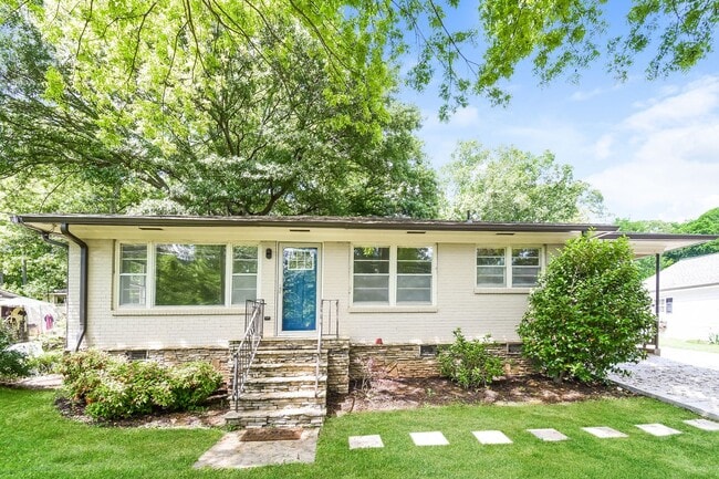 property at 81 Hill St SE