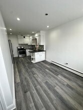 5530 N Mango Ave in Chicago, IL - Building Photo - Building Photo