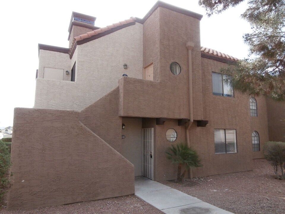 2980 Juniper Hills Blvd in Las Vegas, NV - Building Photo