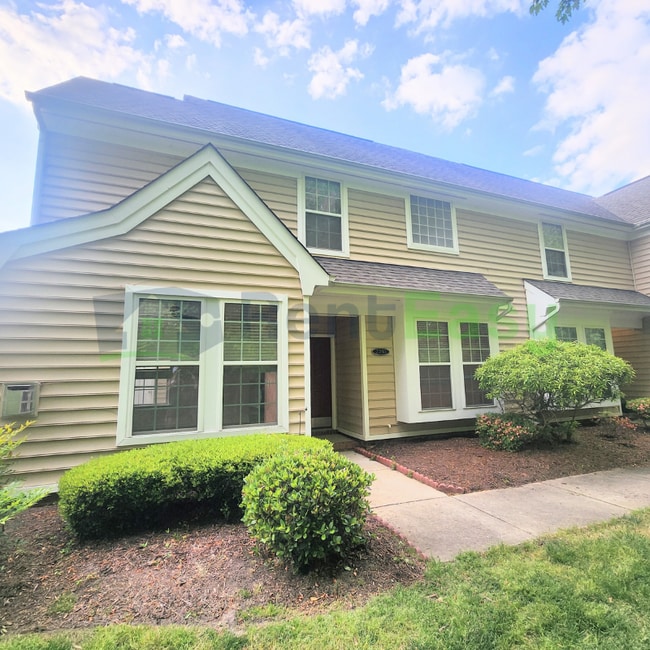 property at 2250 Humphreys Dr