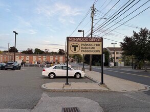 211 Central St, Unit a113 in Norwood, MA - Building Photo - Building Photo