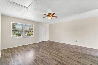 4781 Gulfstream Rd in Lake Worth Beach, FL - Building Photo - Building Photo