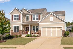 704 Woodbridge Dr in Woodstock, GA - Building Photo