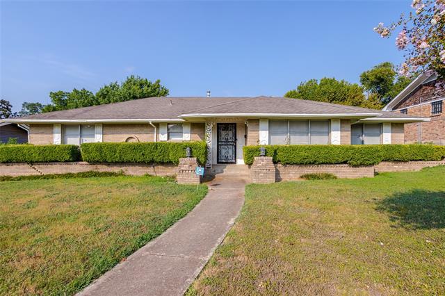 5515 Longleaf Ln in Dallas, TX - Building Photo