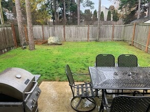 564 NW Oxford Pl in Oak Harbor, WA - Building Photo - Building Photo