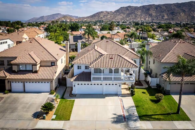 16182 Abedul St in Moreno Valley, CA - Building Photo