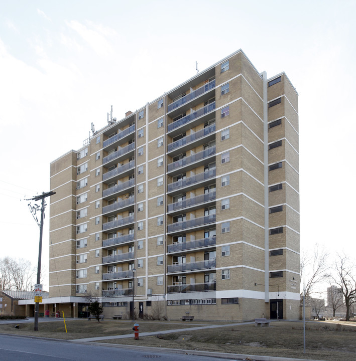 Downsview Acres in Toronto, ON - Building Photo