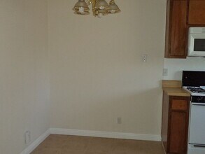 668 N Dudley St in Pomona, CA - Building Photo - Building Photo