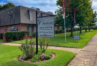 Chateau Apartments in Shreveport, LA - Foto de edificio - Building Photo