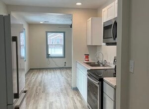 1214 N 10th St in Salina, KS - Building Photo - Building Photo