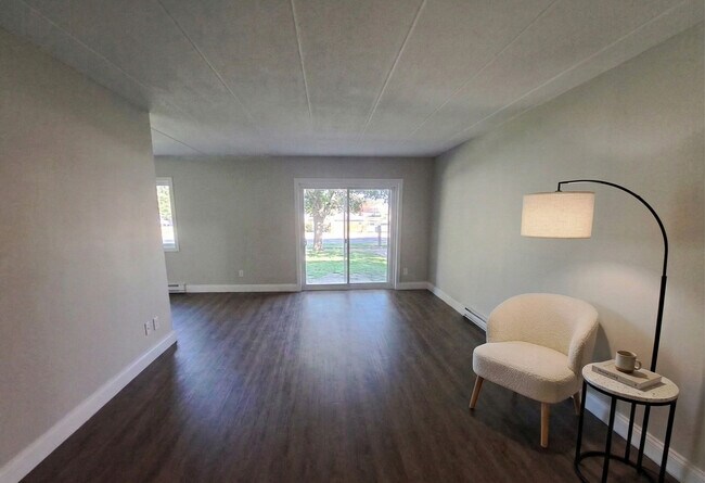 Cambridge Heights Apartments in Sault Ste Marie, ON - Foto de edificio - Building Photo