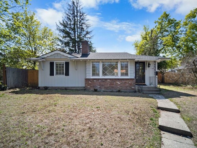 property at 203 W Cleveland Ave