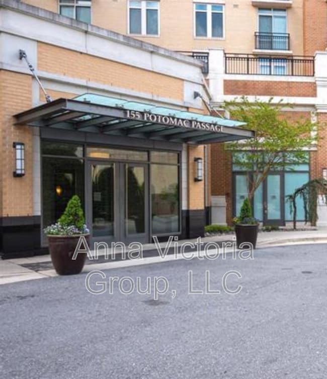 property at 155 Potomac Passage