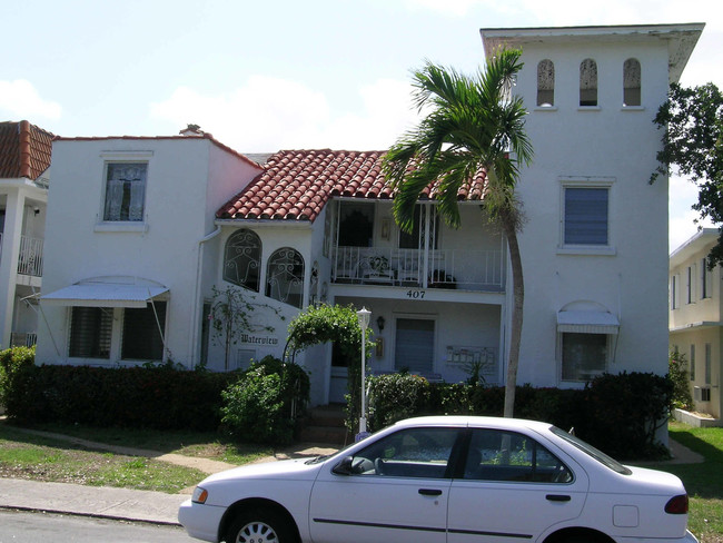 407 S Lakeside Dr in Lake Worth, FL - Foto de edificio - Building Photo