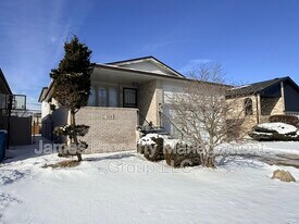 430 Campbell Ave in Calumet City, IL - Building Photo