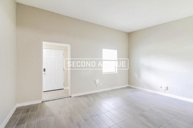 2646 Lantana Ave in Jacksonville, FL - Building Photo - Building Photo