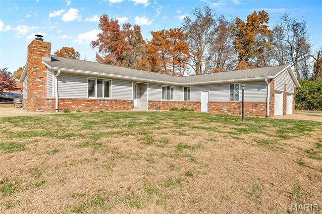 302 Britanna Dr in Swansea, IL - Building Photo - Building Photo