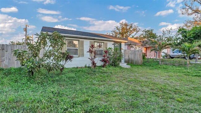 4111 28th St N in St. Petersburg, FL - Building Photo - Building Photo