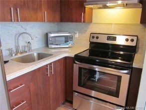 1250 Alton Rd-Unit -4C in Miami Beach, FL - Building Photo - Building Photo