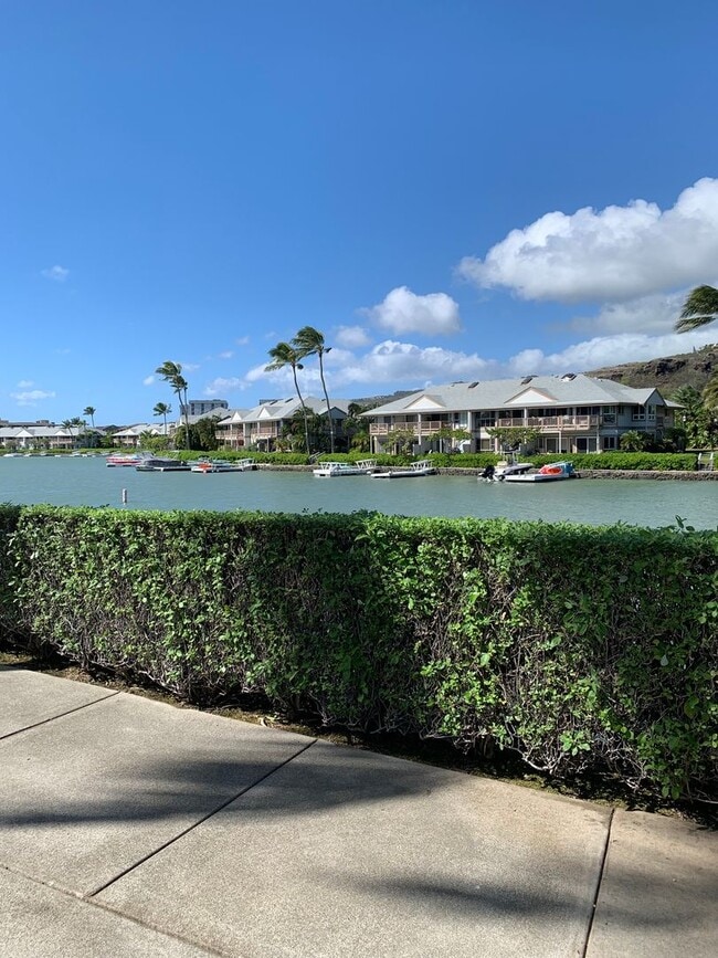 property at 520 Lunalilo Home Rd