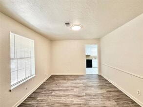 43 W Torch Pine Cir in Spring, TX - Building Photo - Building Photo