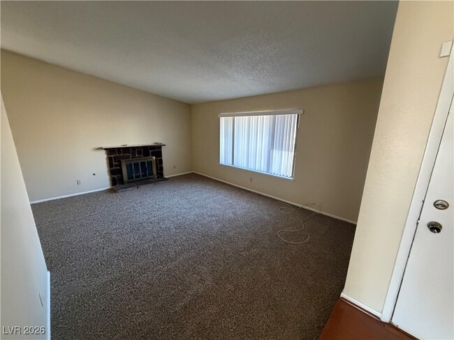 property at 1560 Elaine Dr